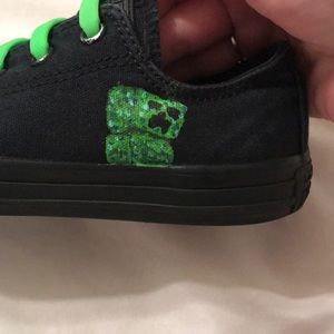 nightwing converse shoes